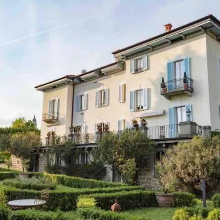 Lusso Con Piscina Tra Milano E 아파트 *