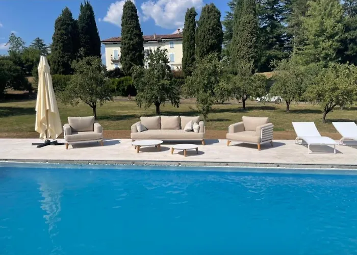 Lusso Con Piscina Tra Milano E